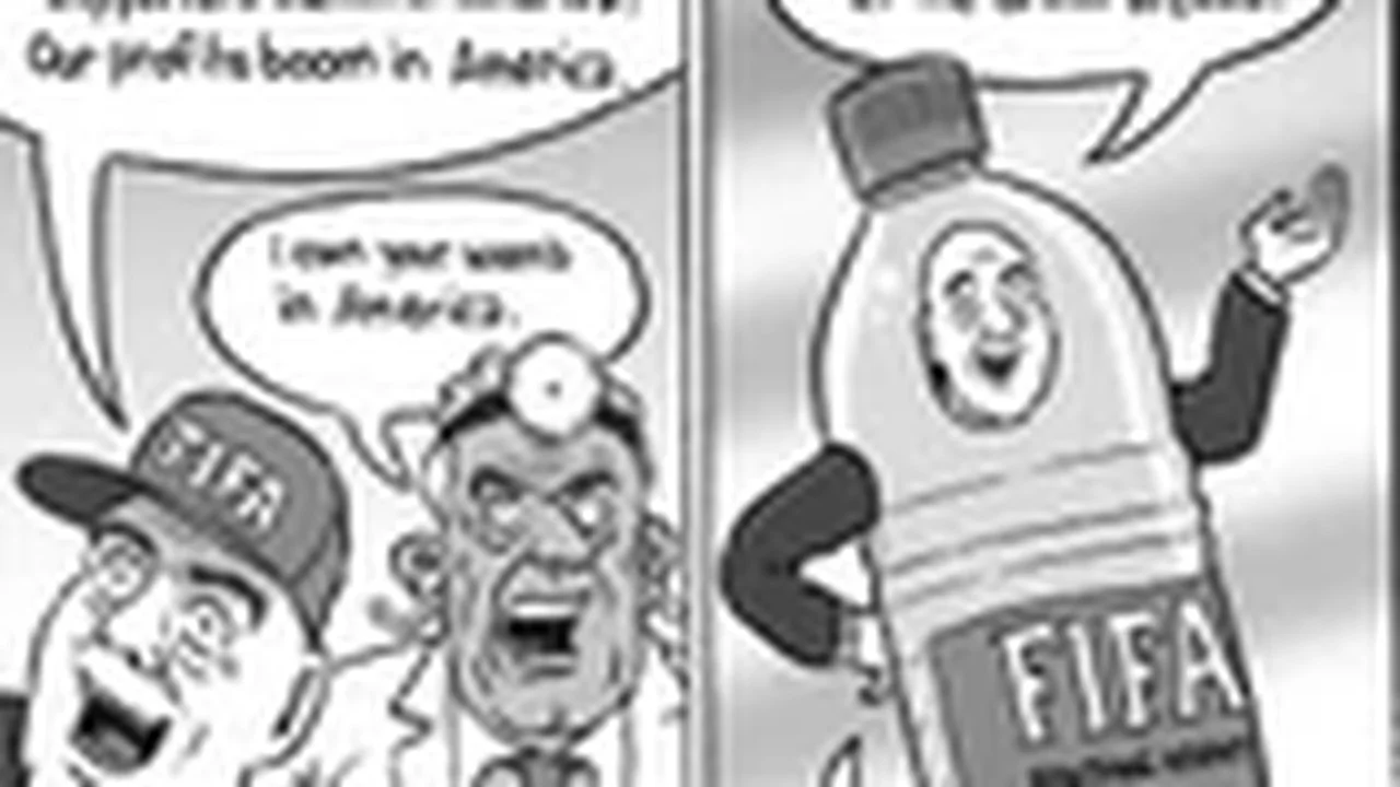 从DavidSquires漫画看世界杯改制：足球战术重构与影响